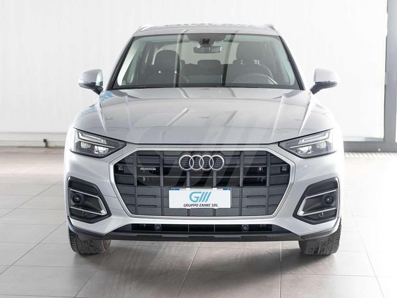 Usata Audi Q5 Business 204 CV (150 kW) 2024 Argento florent SUV