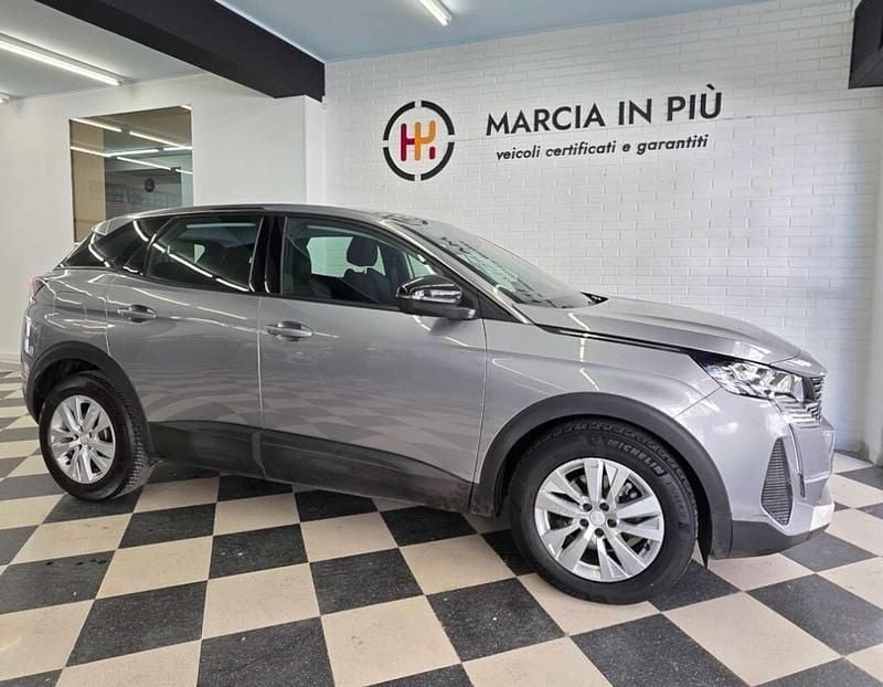 Grigio Usata 2022 Peugeot 3008 Active SUV | 15.500 € (Super prezzo) - Immagine 1/4