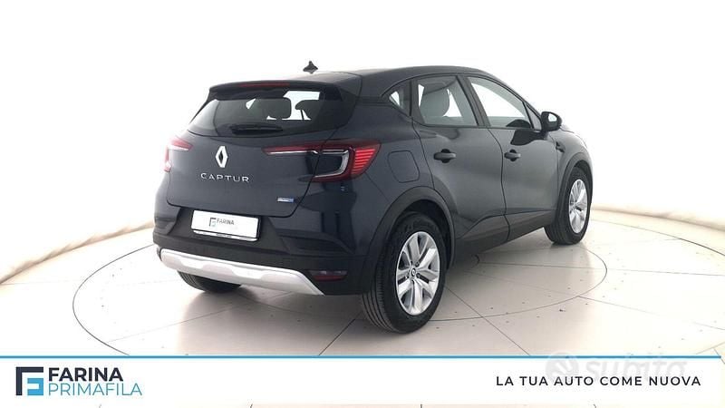 Usata Renault Captur Zen 143 CV (105 kW) 2022 Blu SUV