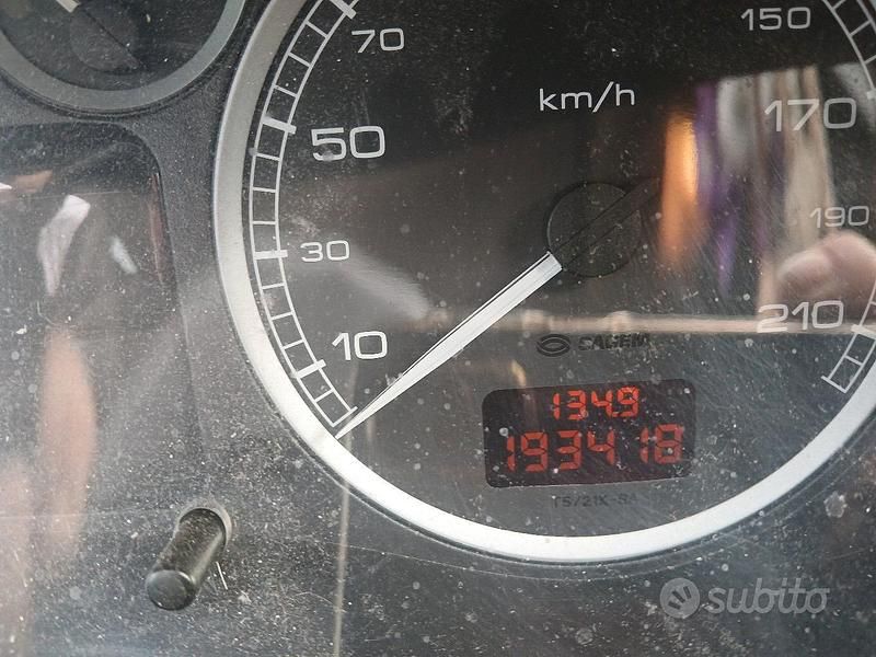 Usata Peugeot 307 90 CV (66 kW) 2003 Grigio Station wagon