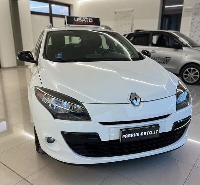Usata Renault Mégane III 131 CV (96 kW) 2011 Bianco Berlina