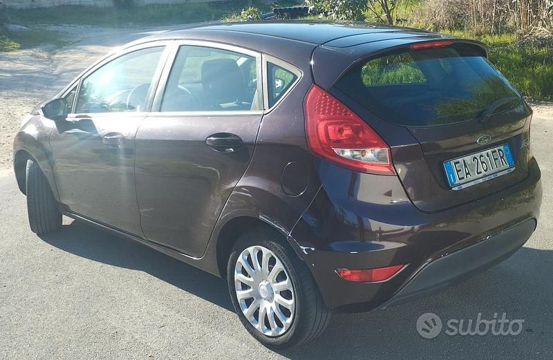 Usata Ford Fiesta 96 CV (70 kW) 2009 Utilitaria