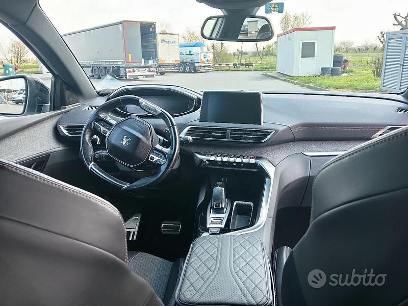 Usata Peugeot 5008 GT-line 130 CV (95 kW) 2018 Bianco SUV