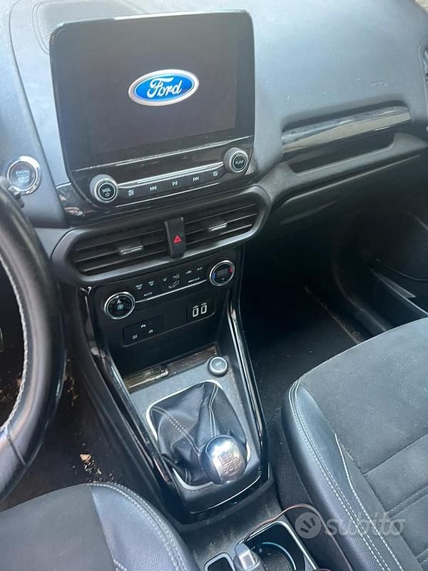 Usata Ford Ecosport ST-Line 125 CV (91 kW) 2018 Grigio SUV
