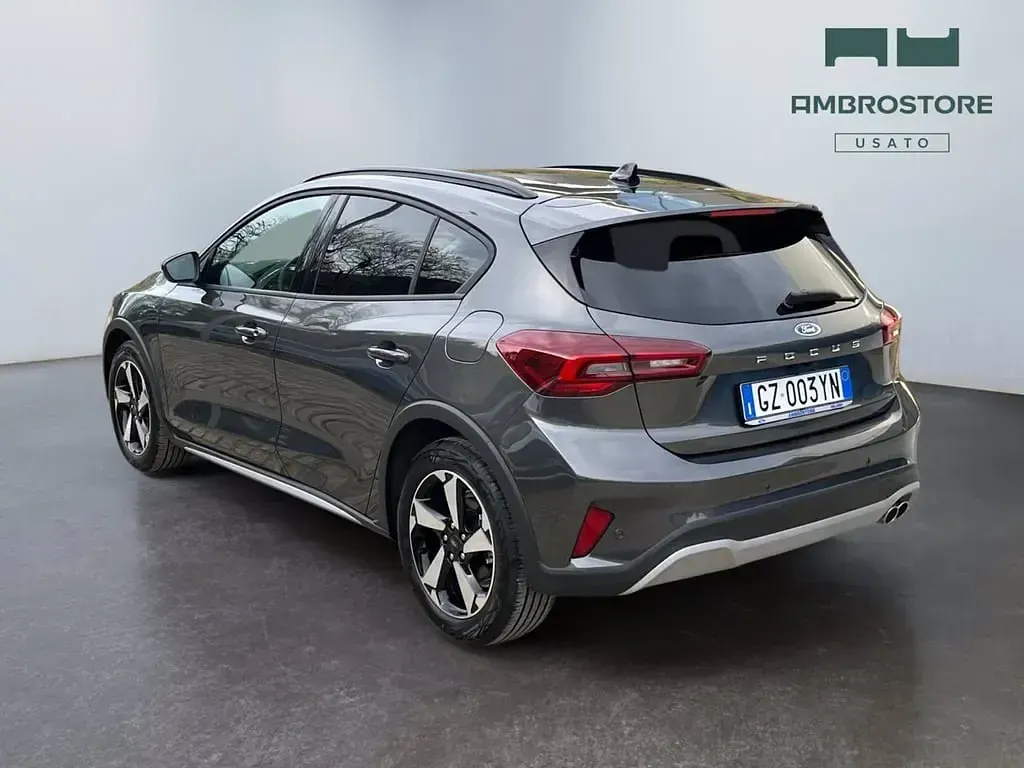 Usata Ford Focus Active 155 CV (114 kW) 2025 Magnetic grey SUV