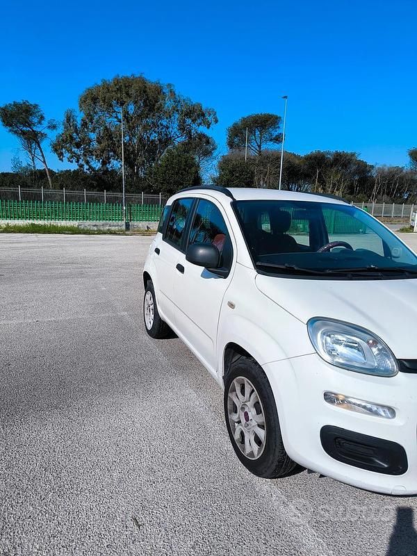 Usado Fiat Panda 85 HP (62 kW) 2013 Branco Citadino