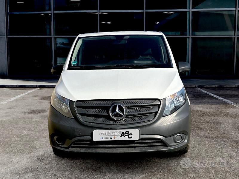 Usata Mercedes Vito 88 CV (64 kW) 2018 Bianco Furgone