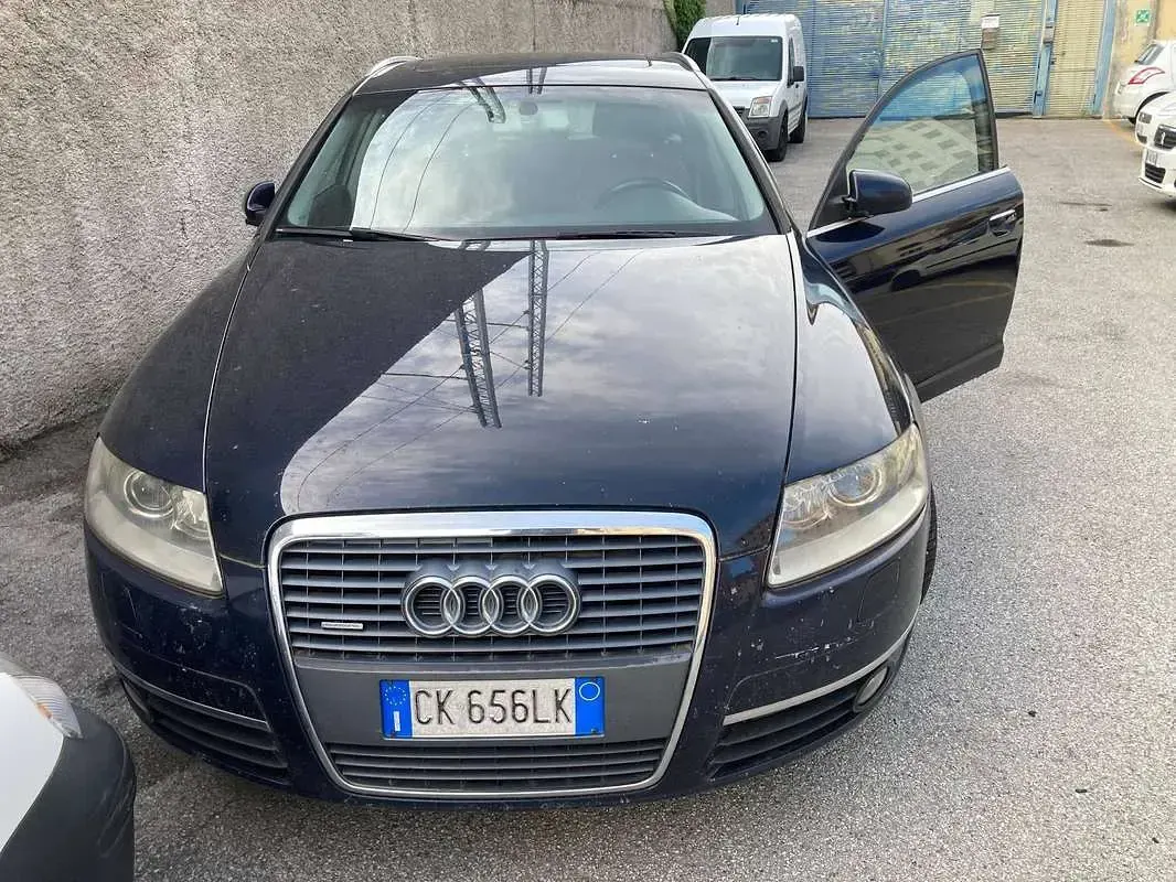 Usata Audi A6 224 CV (164 kW) 2006 Blu/azzurro Station wagon