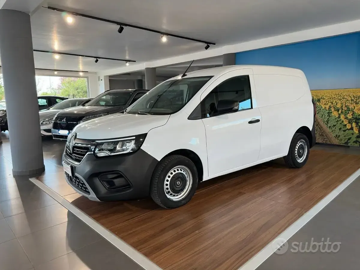 Usata Renault Kangoo Edition One 95 CV (69 kW) 2022 Bianco Monovolume
