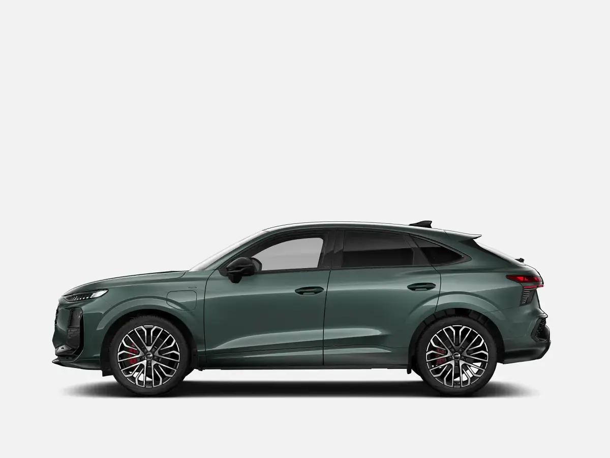 Nuova Audi Q3 Sportback S-Line 272 CV (200 kW) 2026 Verde salvia metallizzato SUV