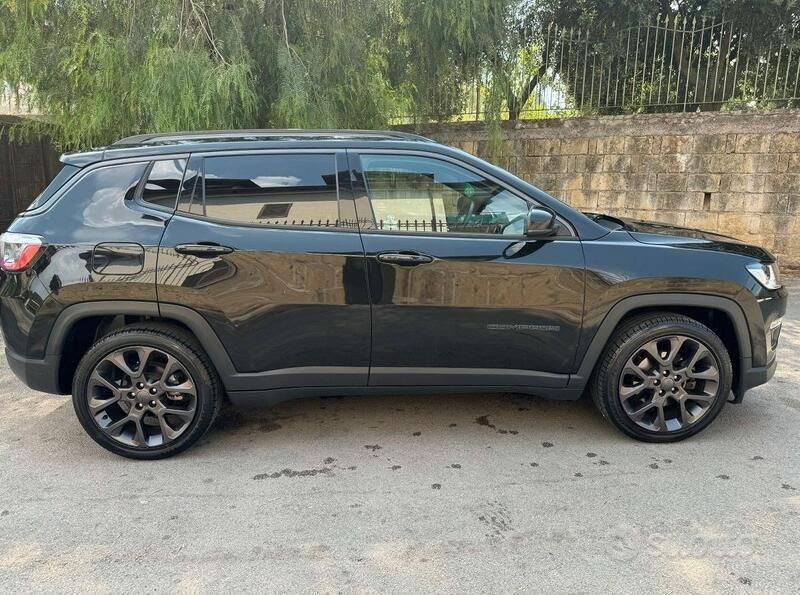 Usata Jeep Compass 120 CV (88 kW) 2020 Nero SUV