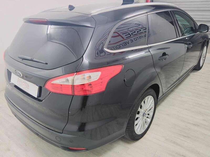 Usata Ford Focus Titanium 116 CV (85 kW) 2011 Nero Station wagon