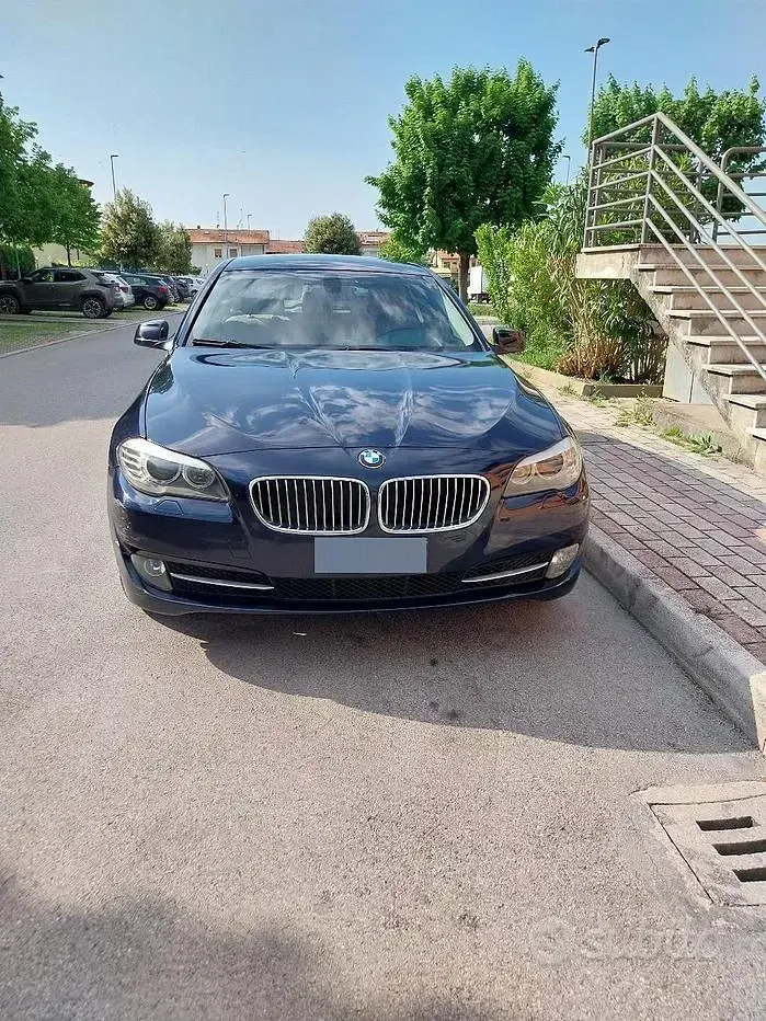 Usata BMW 520 184 CV (135 kW) 2012 Blu Station wagon