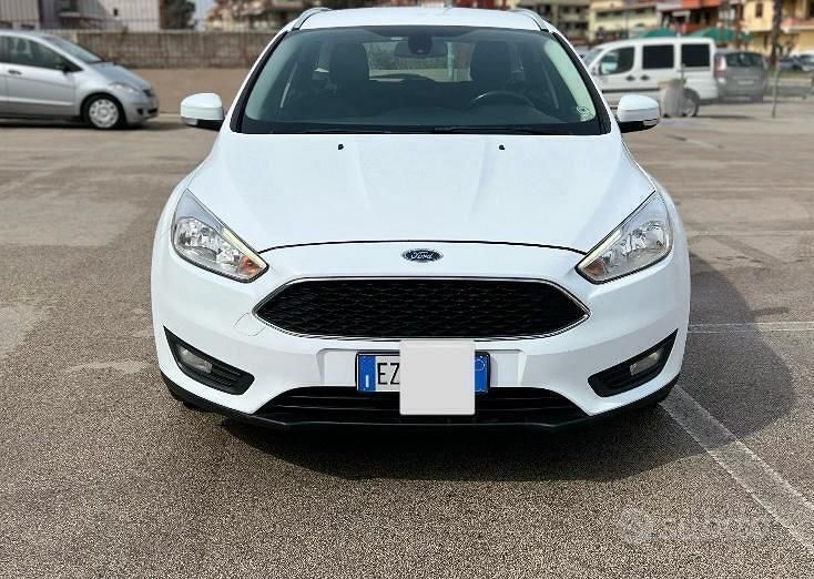 Bianco Usata 2015 Ford Focus Station wagon | 3999 € (Super prezzo) - Immagine 1/4
