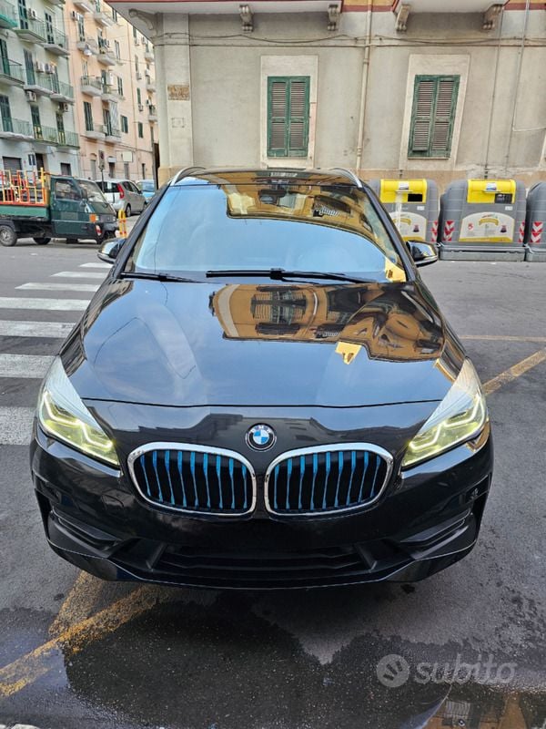 Usata BMW 225 Active Tourer iPerformance 231 CV (169 kW) 2019 Nero Monovolume