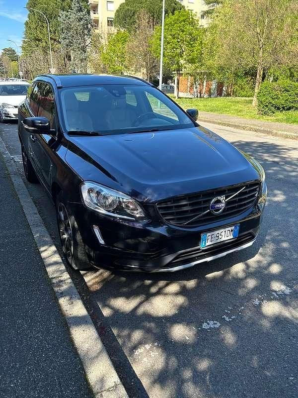 Usata Volvo XC60 Ocean Race 190 CV (139 kW) 2016 Nero SUV