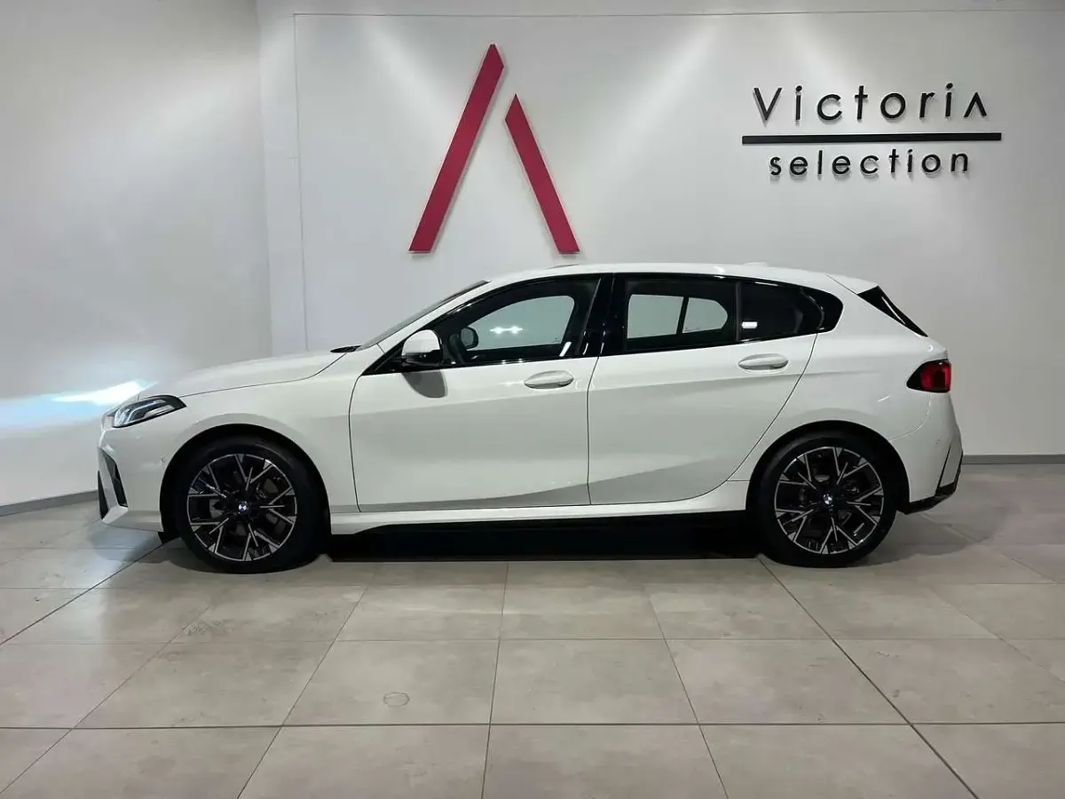 Usata BMW 118 M Sport 150 CV (110 kW) 2025 Bianco Utilitaria