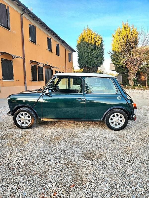 Usata Mini Cooper 63 CV (46 kW) 1997 Verde Utilitaria