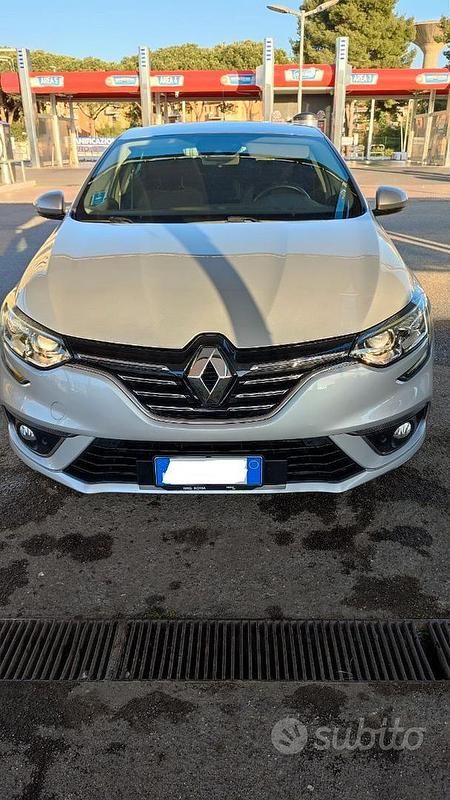 Usata Renault Mégane IV 115 CV (84 kW) 2018 Grigio Berlina