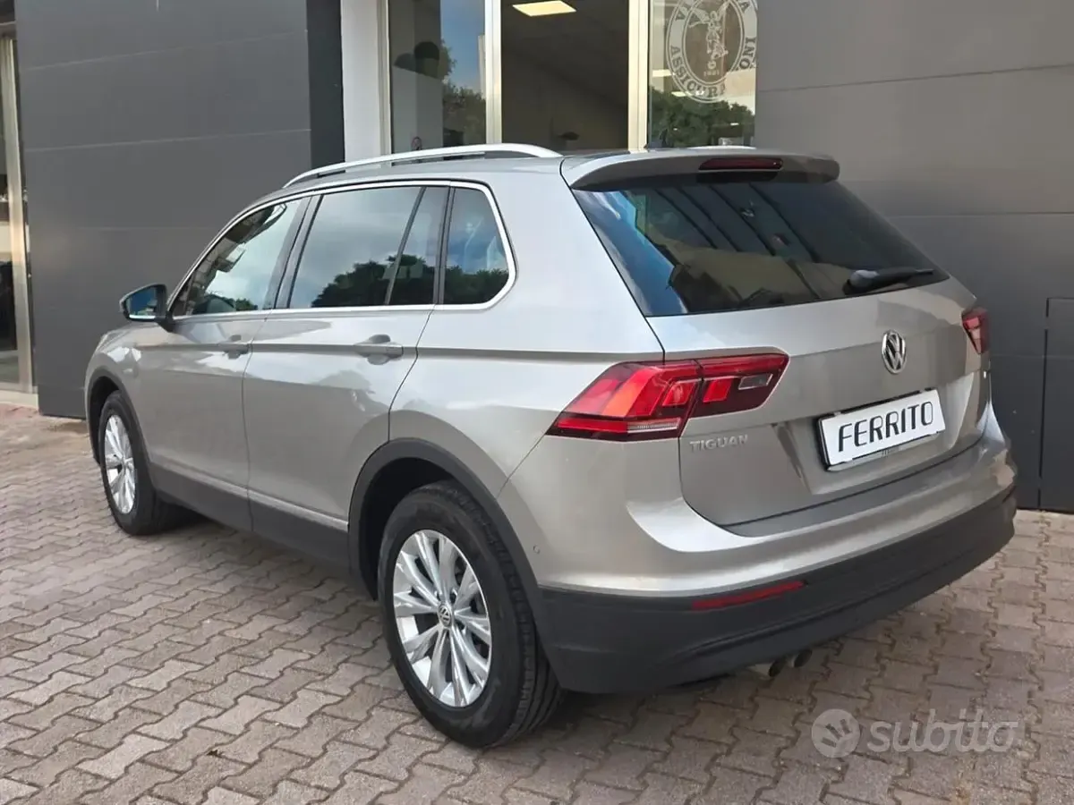 Usata VW Tiguan 150 CV (110 kW) 2020 Grigio SUV