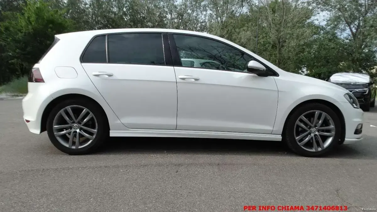 Second-hand VW Golf VII Edition 125 CP (91 kW) 2016 Alb Berlinǎ