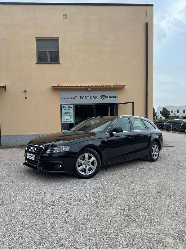 Nero Usata 2012 Audi A4 Advanced Station wagon | 6900 € (Buon prezzo) - Immagine 1/4