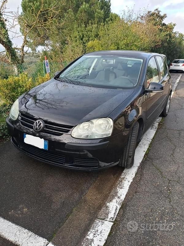 Nero Usata 2006 VW Golf Plus Monovolume | 4900 € - Immagine 1/4