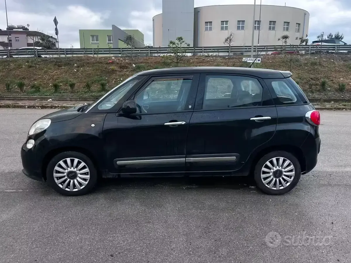 Usata Fiat 500L 105 CV (77 kW) 2014 Nero Monovolume