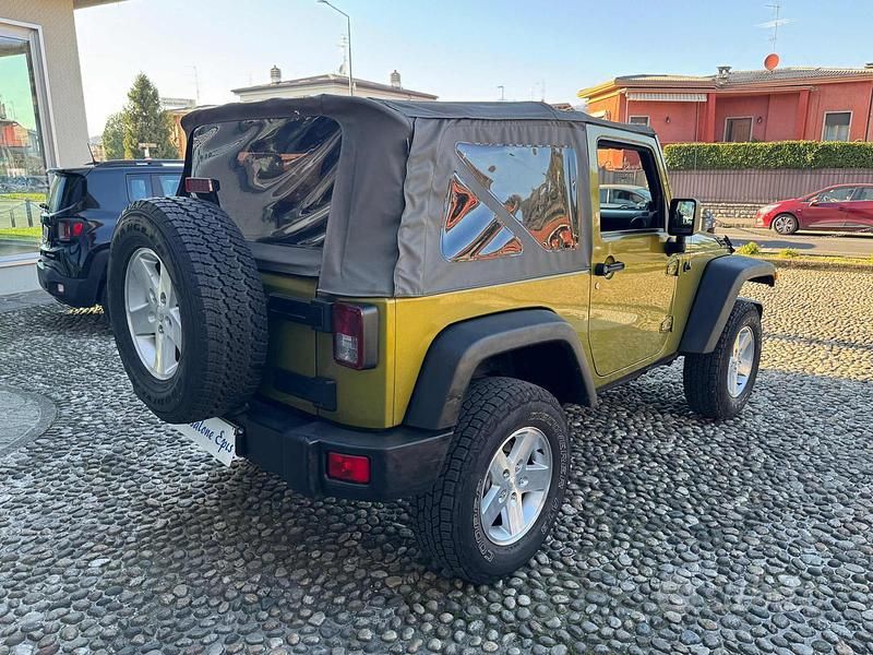 Usata Jeep Wrangler Sport 177 CV (130 kW) 2008 Verde SUV
