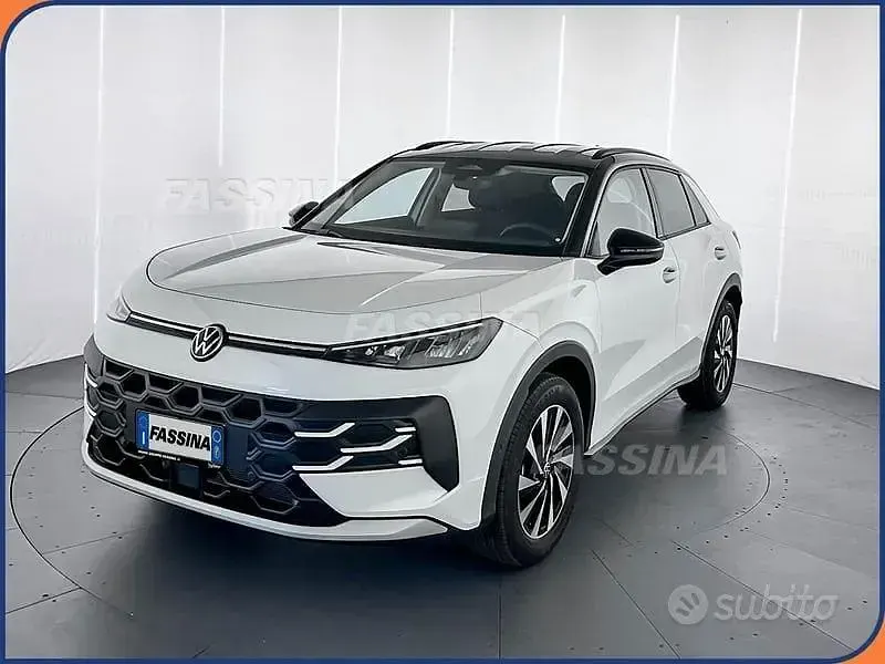 Nuova VW T-Roc Life 150 CV (110 kW) 2026 Bianco SUV