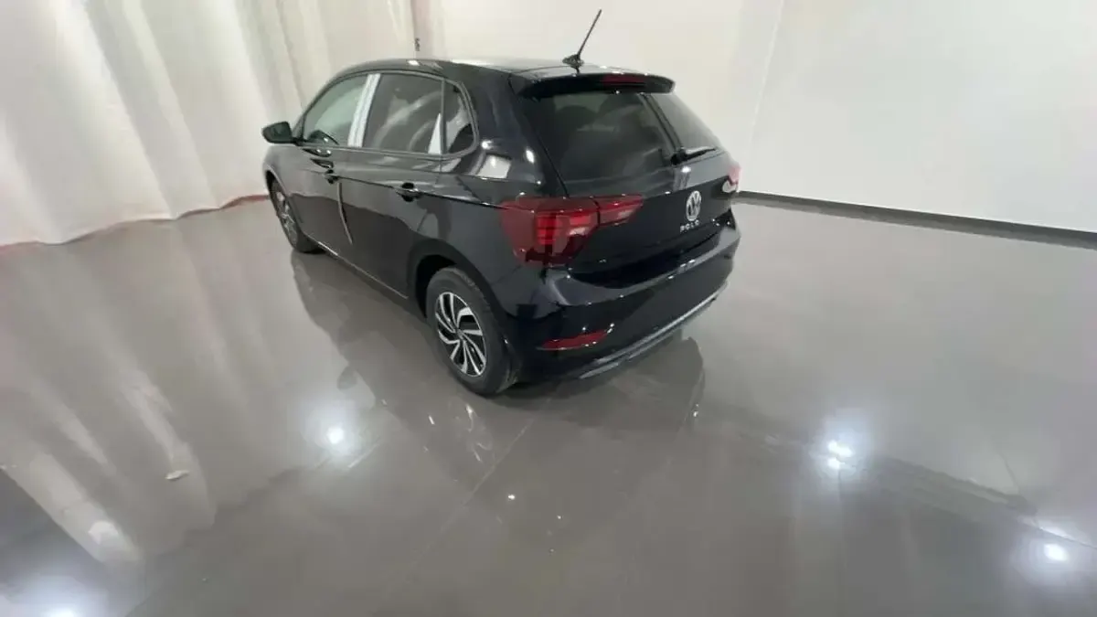 Usata VW Polo Life 95 CV (69 kW) 2025 Nero Utilitaria