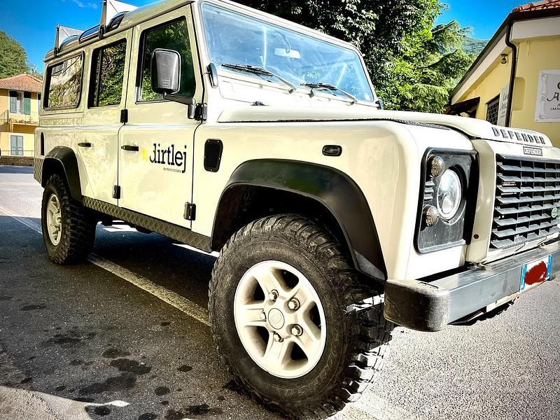 Usata Land Rover Defender 122 CV (89 kW) 2004 Grigio SUV