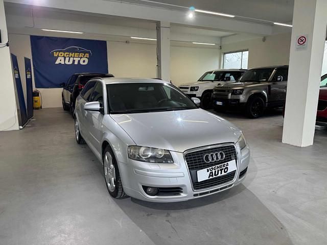 Usata Audi A3 Ambiente 140 CV (102 kW) 2005 Argento Utilitaria