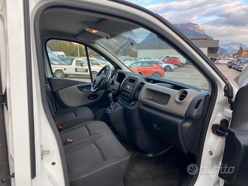 Usata Renault Trafic 125 CV (91 kW) 2019 Bianco Monovolume