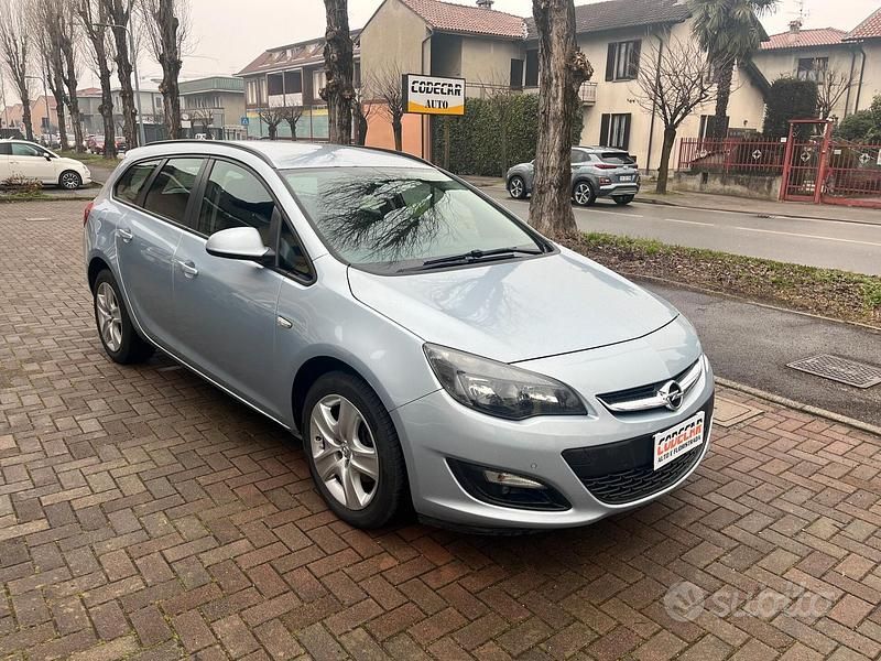 Begagnad Opel Astra S 136 HK (100 kW) 2016 Grå Kombi