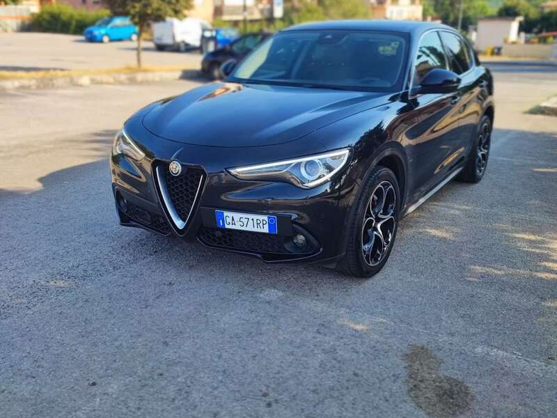 Usato 2018 Alfa Romeo Stelvio 2.1 Diesel 179 CV (26.900 €)