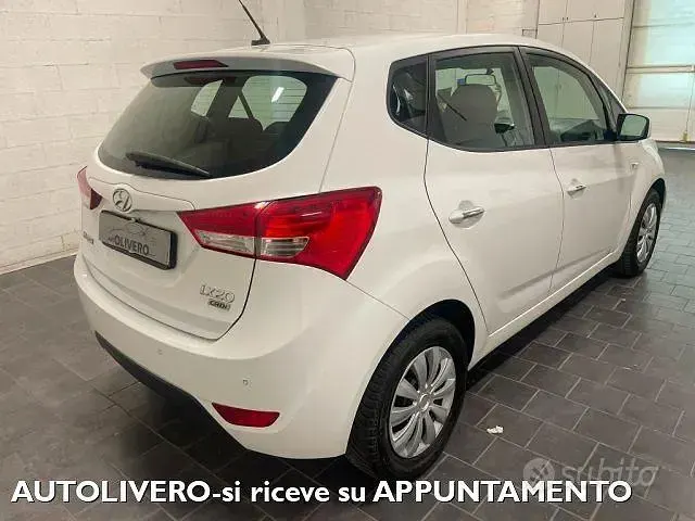 Usata Hyundai ix20 90 CV (66 kW) 2011 Bianco Utilitaria