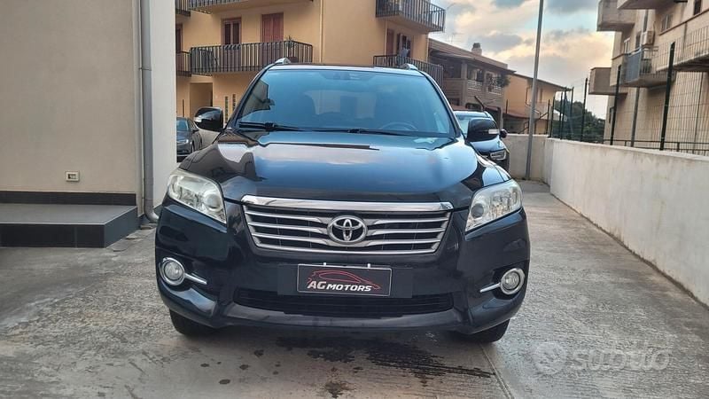Usata Toyota RAV4 150 CV (110 kW) 2011 Nero SUV
