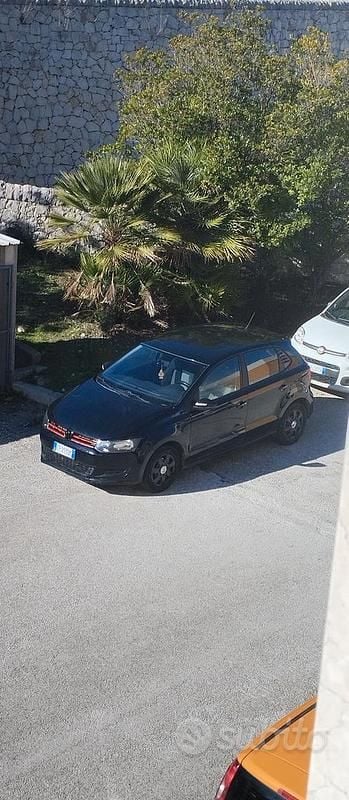 Nero Usata 2013 VW Polo Berlina | 3600 € - Immagine 1/4