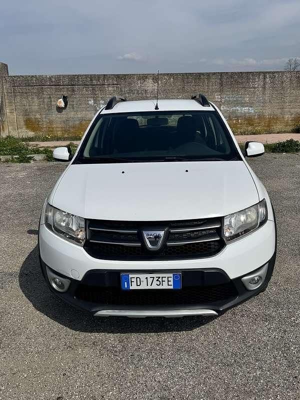 Usata Dacia Sandero Prestige 90 CV (66 kW) 2016 Berlina