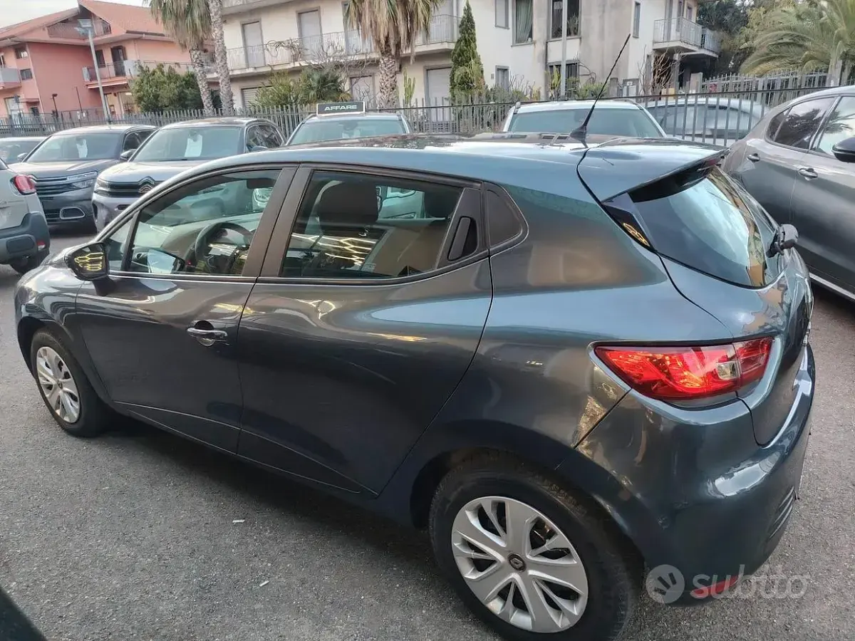 Brugt Renault Clio IV 75 HK (55 kW) 2017 Grå Sedan