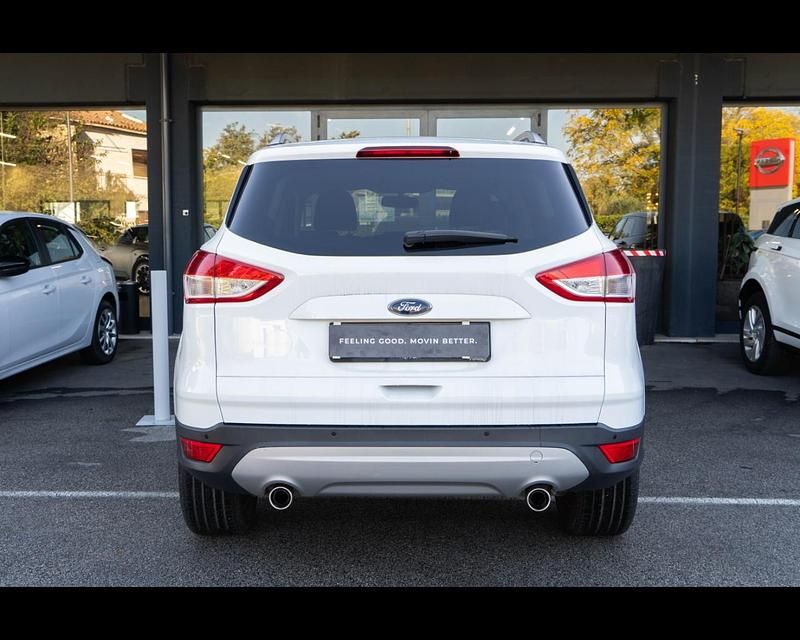 Usata Ford Kuga Business Edition 120 CV (88 kW) 2015 Bianco SUV