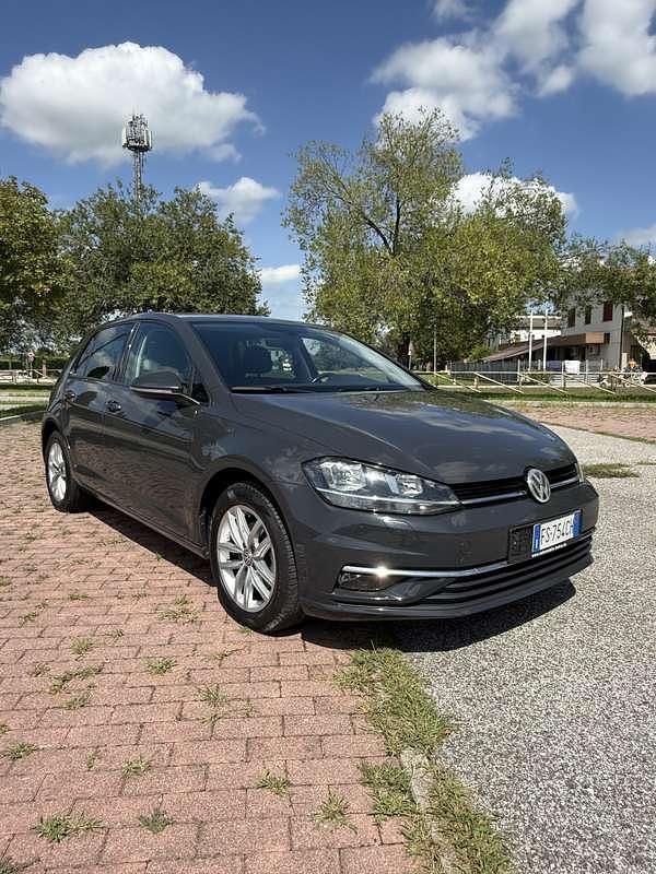Usata 2018 VW Golf VII Business Tre volumi | 12.700 € (Ottimo prezzo) - Immagine 1/4