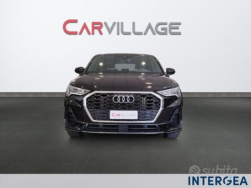 Usata Audi Q3 Sportback S-Line 149 CV (109 kW) 2023 Nero SUV