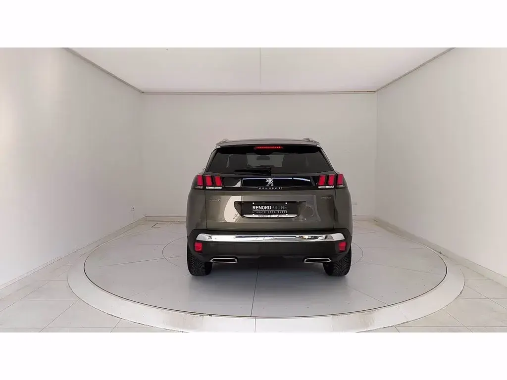 Usata Peugeot 3008 GT-line 120 CV (88 kW) 2017 Beige SUV