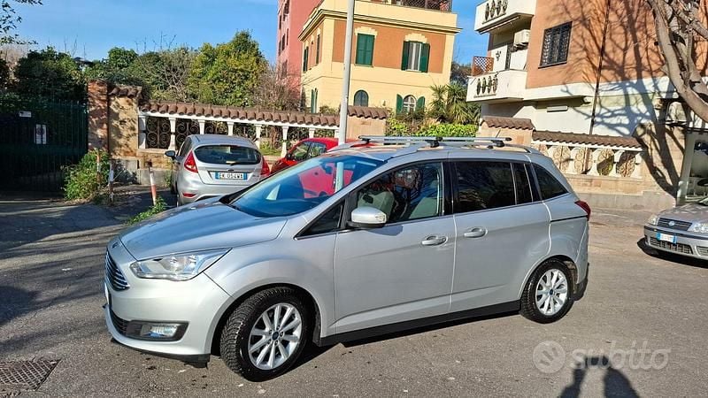 Usata Ford C-MAX Titanium 120 CV (88 kW) 2018 Argento Monovolume