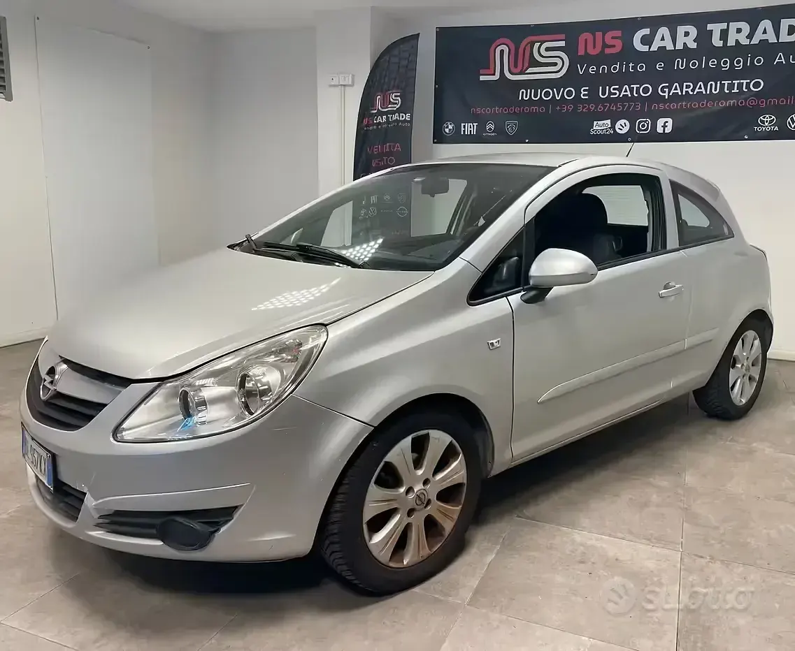 Usata Opel Corsa 60 CV (44 kW) 2007 Grigio Utilitaria