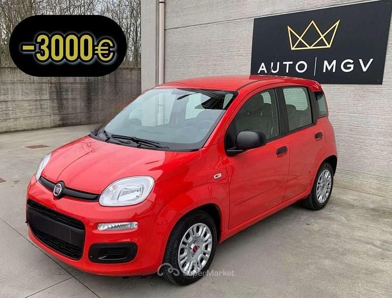 Usata Fiat Panda S 69 CV (50 kW) 2022 Rosso Utilitaria