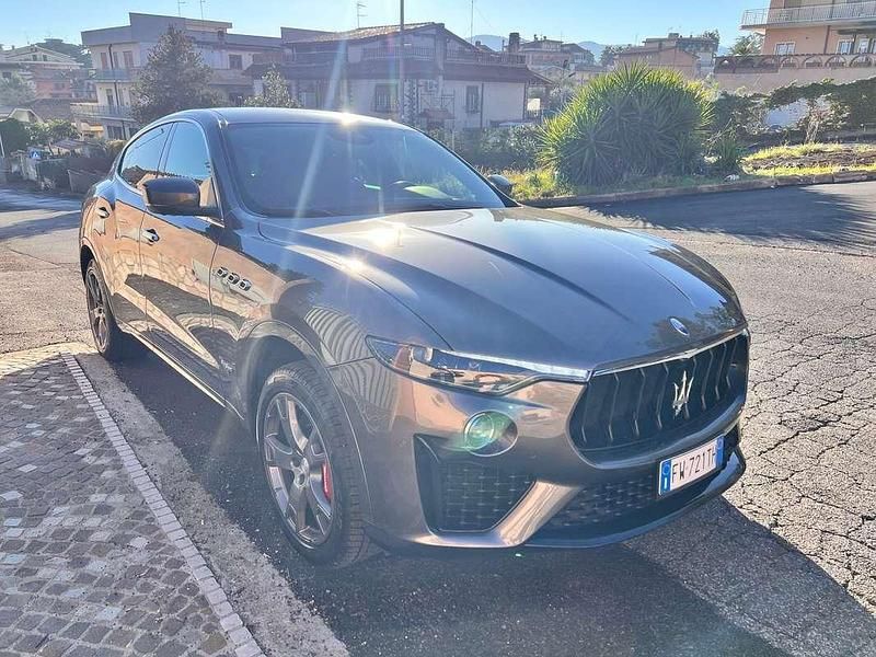 Usata Maserati Levante 430 CV (316 kW) 2019 Grigio SUV