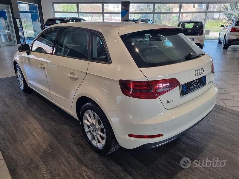 Usata Audi A3 Ambiente 110 CV (80 kW) 2014 Bianco Berlina